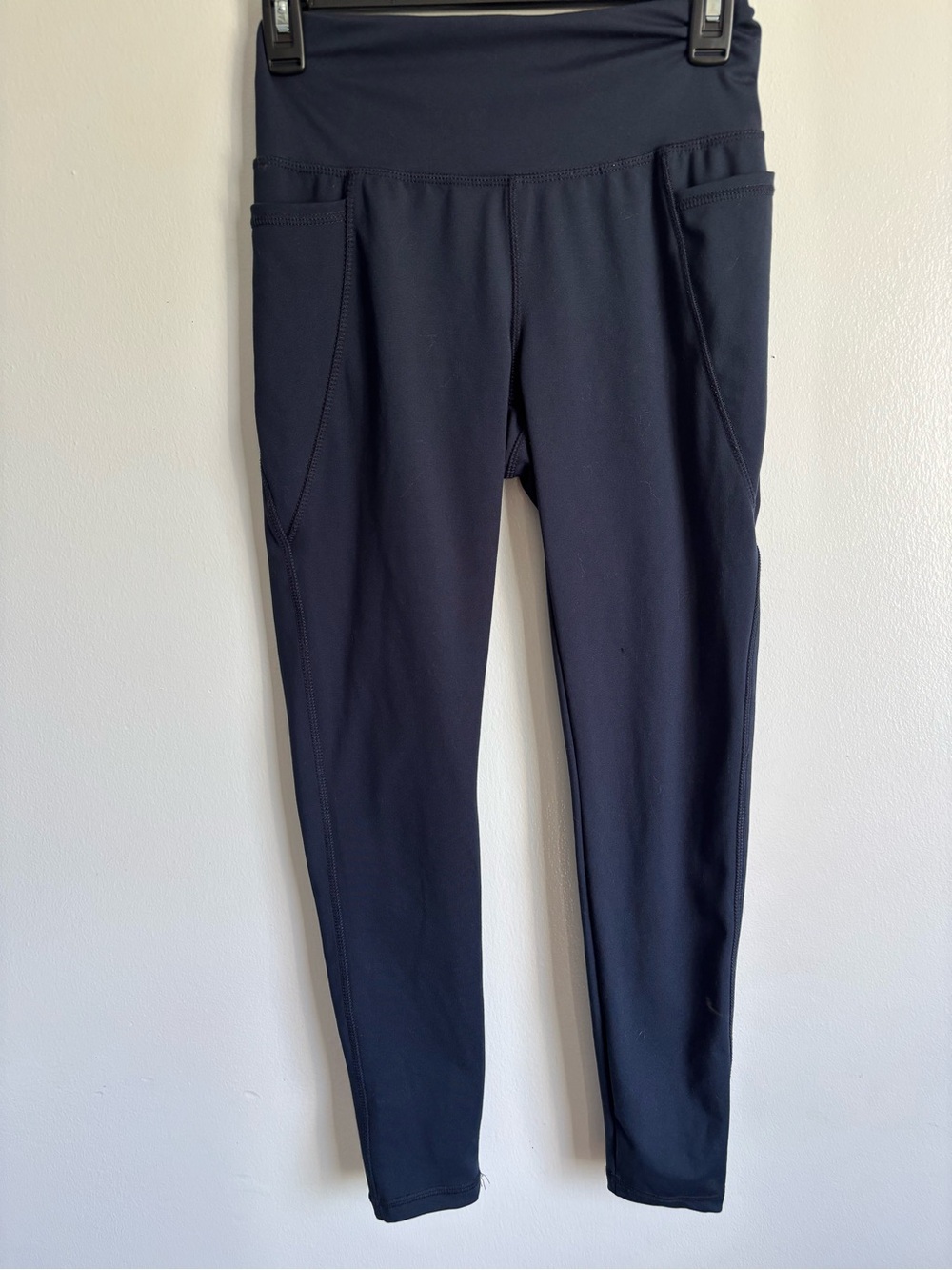 Danskin Navy yoga leggings with side pockets size small